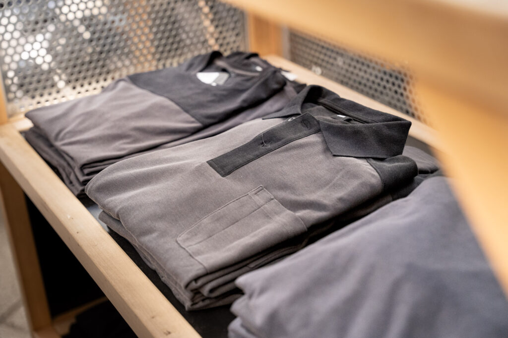 Polosweaters 2 | Onrust | Nieuw-Buinen Afbeelding van polo's